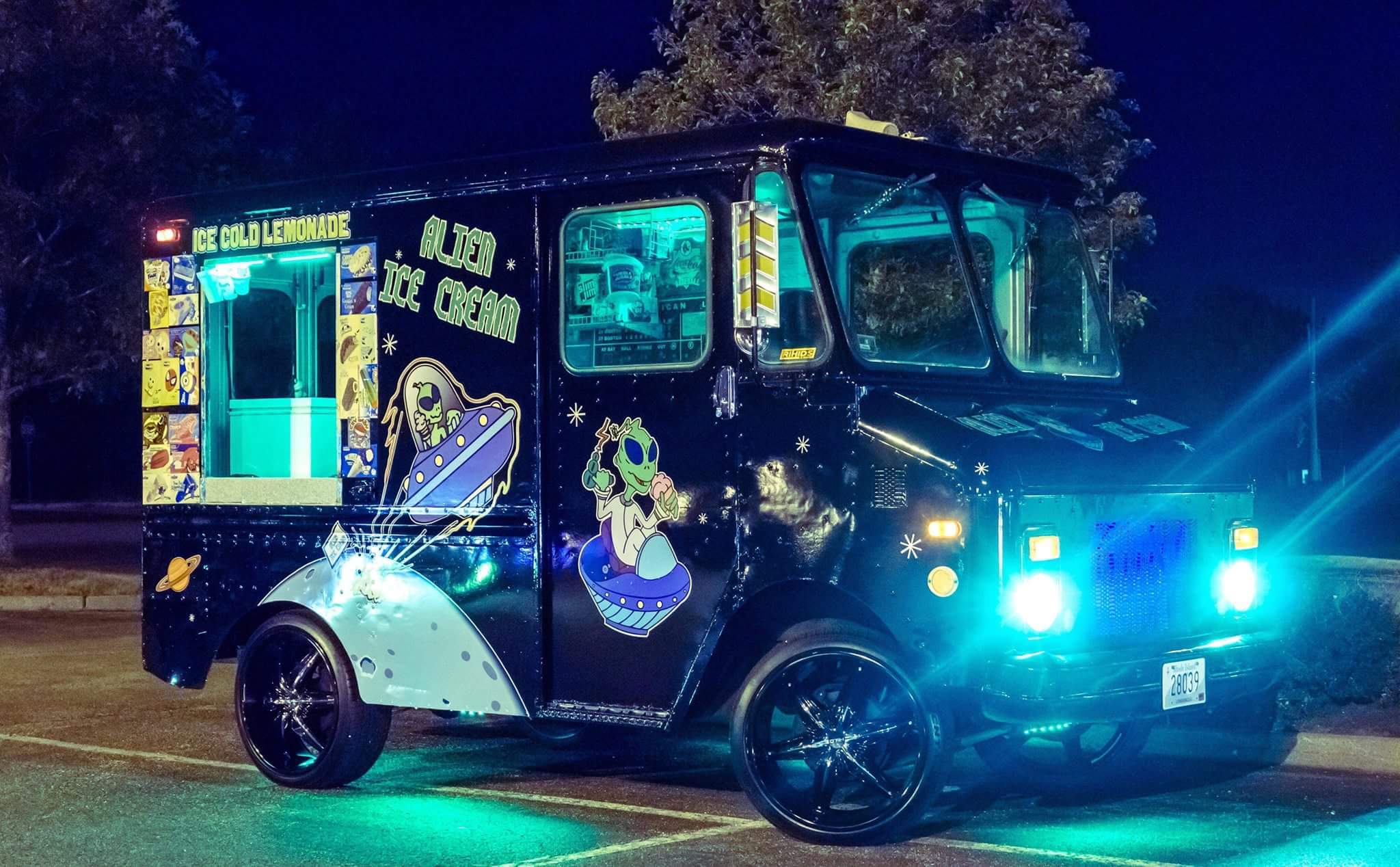 Alien Ice Cream | Food Trucks In Providence RI