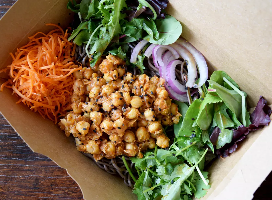 Salad with Spicy Sesame Chickpeas