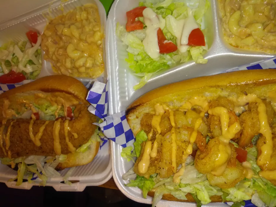 Shrimp Poboy with salad