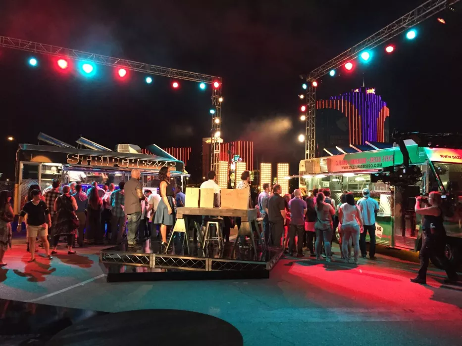 Late Night Chef Fight in Vegas Stripchezze Food Truck