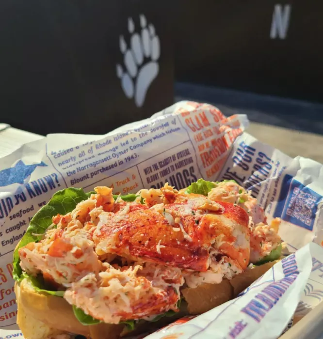Blount Lobster Roll